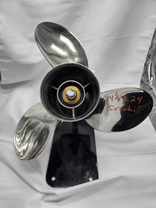 Used Suzuki 14 1/4" x 24" 3 Blade Stainless Steel