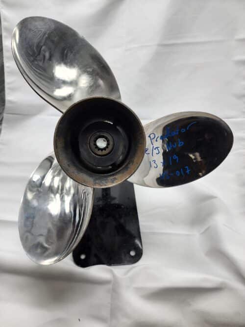 Used Evinrude/Johnson Predator 13 x 19" 3 Blade Stainless Steel 4 1/4" gear case