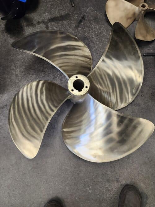 Used 30 X 34 4 Blade NiBrAl, Veem 111114/1