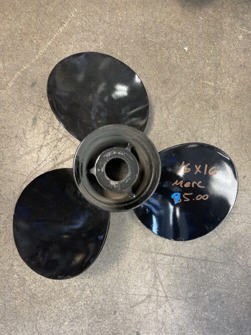 Used 16 X 16 3 Blade Aluminum, Quicksilver 0A2010X 16P