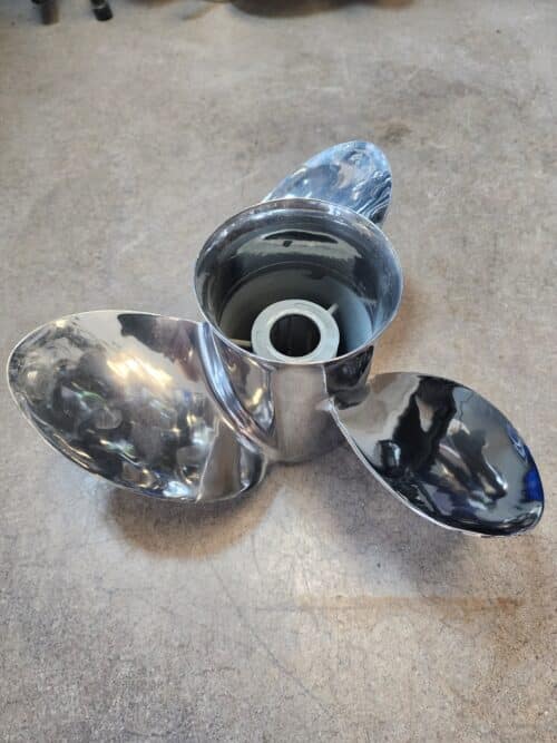 Used 15 X 15 3 Blade Stainless Steel, Voyager