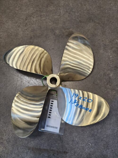 Used 19 X 20 4 Blade Bronze, RH, Federal 1.375 bore