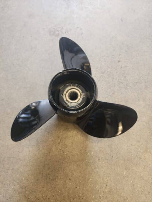 Used 13 X 19 3 Blade Aluminum, Evinrude 13 tooth