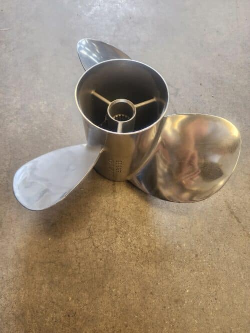 Reconditioned 22 3 Blade Stainless Steel, Quicksilver Bravo 3 Gen 1 3322 22