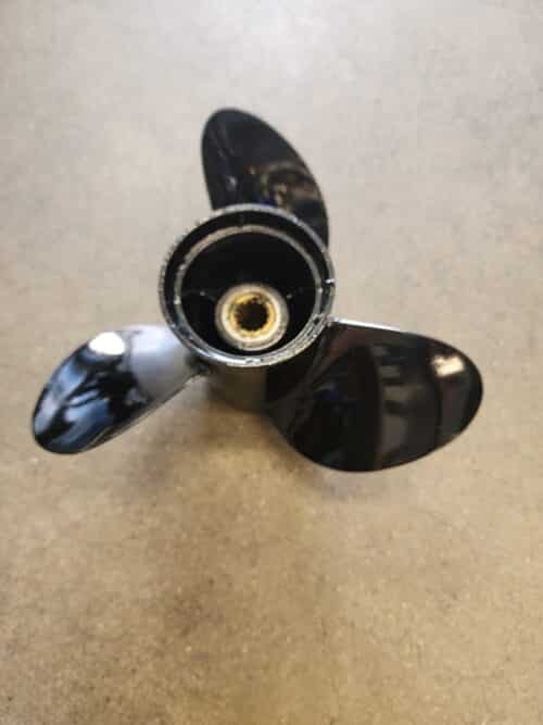 Used 10 X 15 3 Blade Stainless Steel, Evinrude Painted, 14 tooth