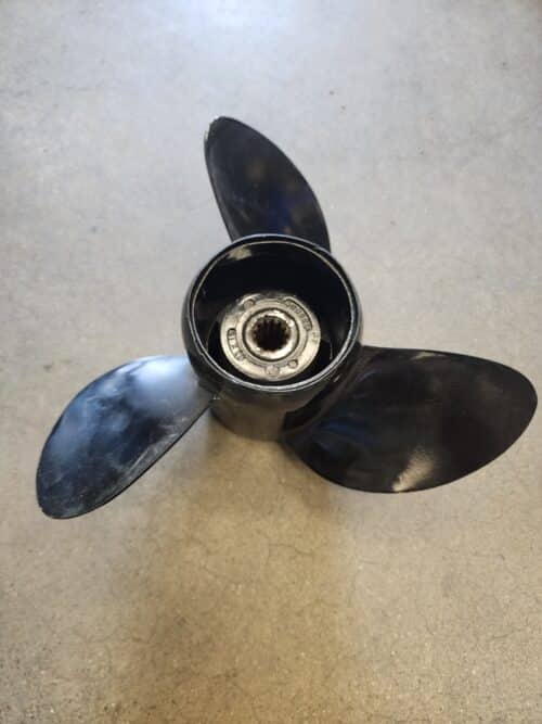 Used 13 X 19 3 Blade Aluminum, Evinrude 13 tooth