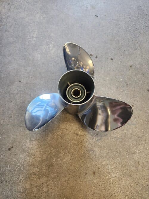 Used 11.5 X 13 3 Blade Stainless Steel, Suzuki 13 tooth (new hub)