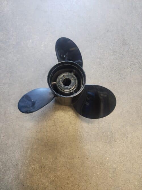 Used 10 X 19 3 Blade Aluminum, Mercury 2 pin