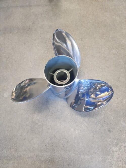 Used 14.5 X 22 3 Blade Stainless Steel, Evinrude Raker 2, requires TBX hub kit