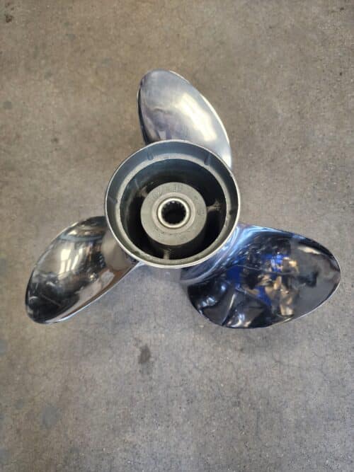 Reconditioned 14.5 X 19 3 Blade Stainless Steel, Right Hand, Evinrude Viper