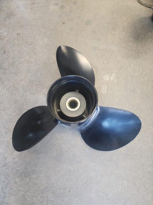 Reconditioned 13 X 21 3 Blade Aluminum, Right Hand, Solas