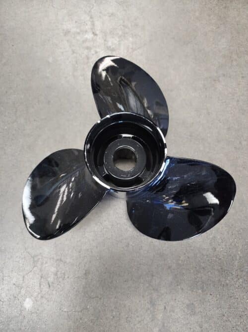 Reconditioned 13.5 X 15 3 Blade Aluminum, Right Hand, Solas